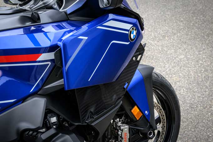 【BMW Motorrad 新型 R1300RT 海外試乗記】もっと遠くへ、快適に、気持ちよく──その答えがここにある12画像