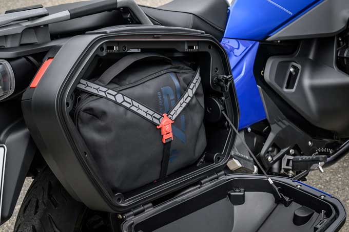 【BMW Motorrad 新型 R1300RT 海外試乗記】もっと遠くへ、快適に、気持ちよく──その答えがここにある17画像
