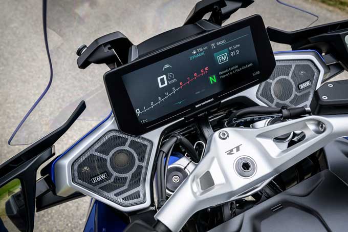 【BMW Motorrad 新型 R1300RT 海外試乗記】もっと遠くへ、快適に、気持ちよく──その答えがここにある18画像