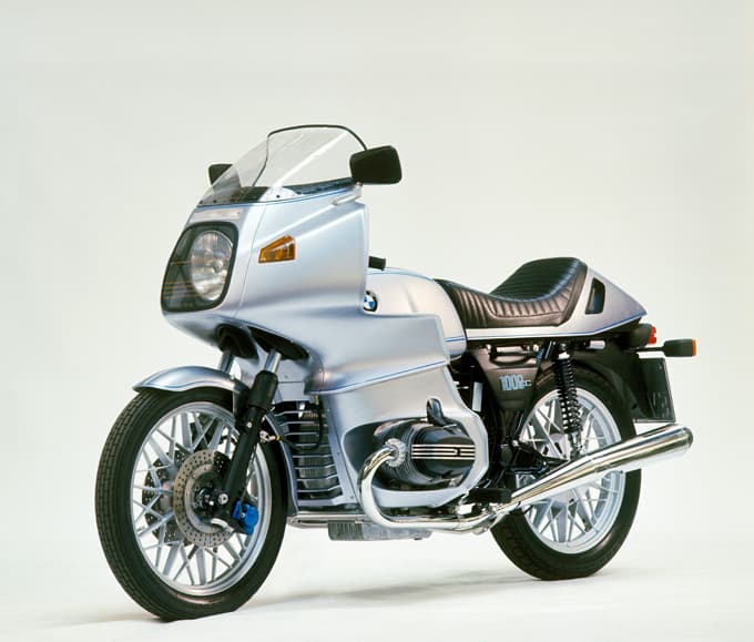 BMWモトラッド、50周年を迎えた”RS”、半世紀の進化論とその矜持01画像