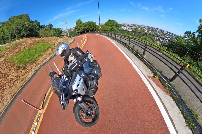 【BMW Motorrad R1300GS Adventure 試乗記】その巨体におののくことから始まる、深き付き合い12画像