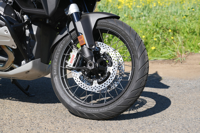 【BMW Motorrad R1300GS Adventure 試乗記】その巨体におののくことから始まる、深き付き合い16画像