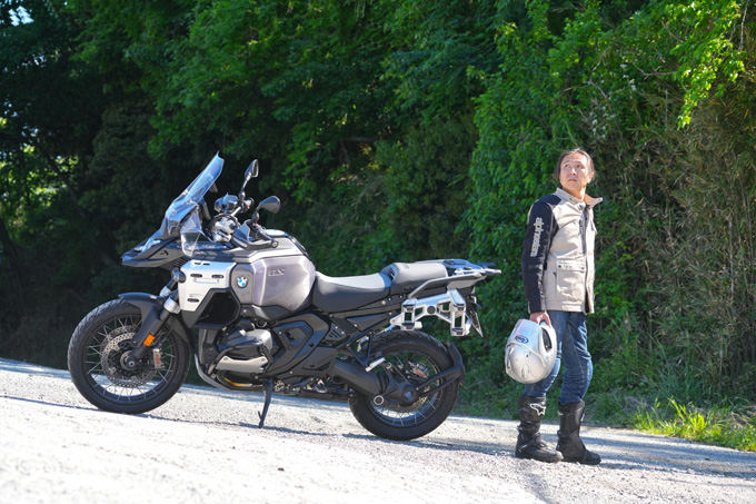 【BMW Motorrad R1300GS Adventure 試乗記】その巨体におののくことから始まる、深き付き合い main画像