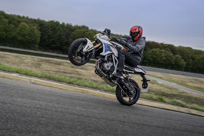 【BMWモトラッド F450R発表!】 これはストリートで快走できるピュアスポーツであるか!?01画像